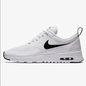 Nike Air Max Thea - size 7.5